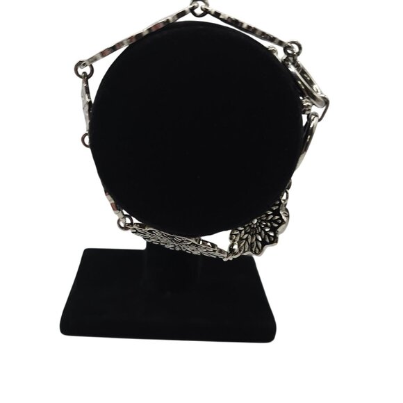Cookie Lee Silver Toned Snowflake Charm Stmt Winter Boho Chic Modern Bracelet - Picture 5 of 11